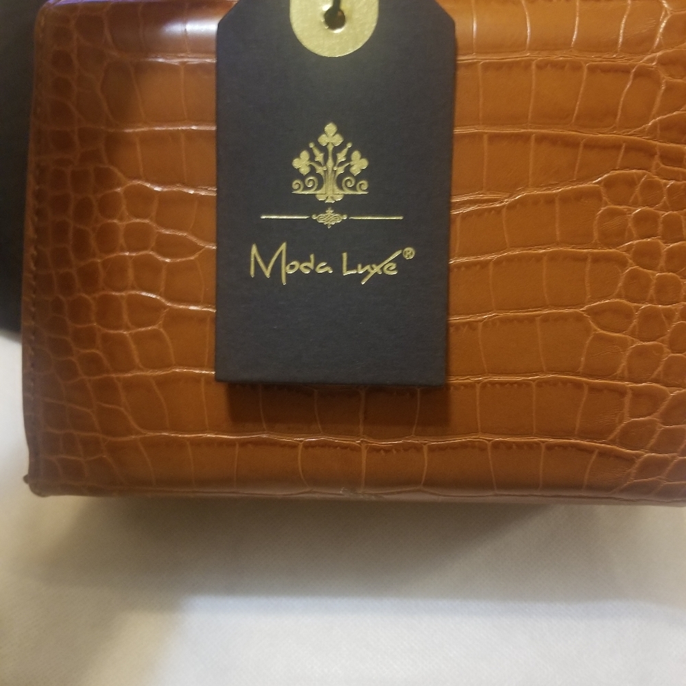 Purse - Picture 2 of 6